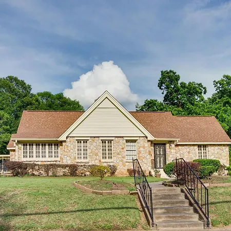Cozy Jackson Vacation Rental Less Than 1 Mi To University